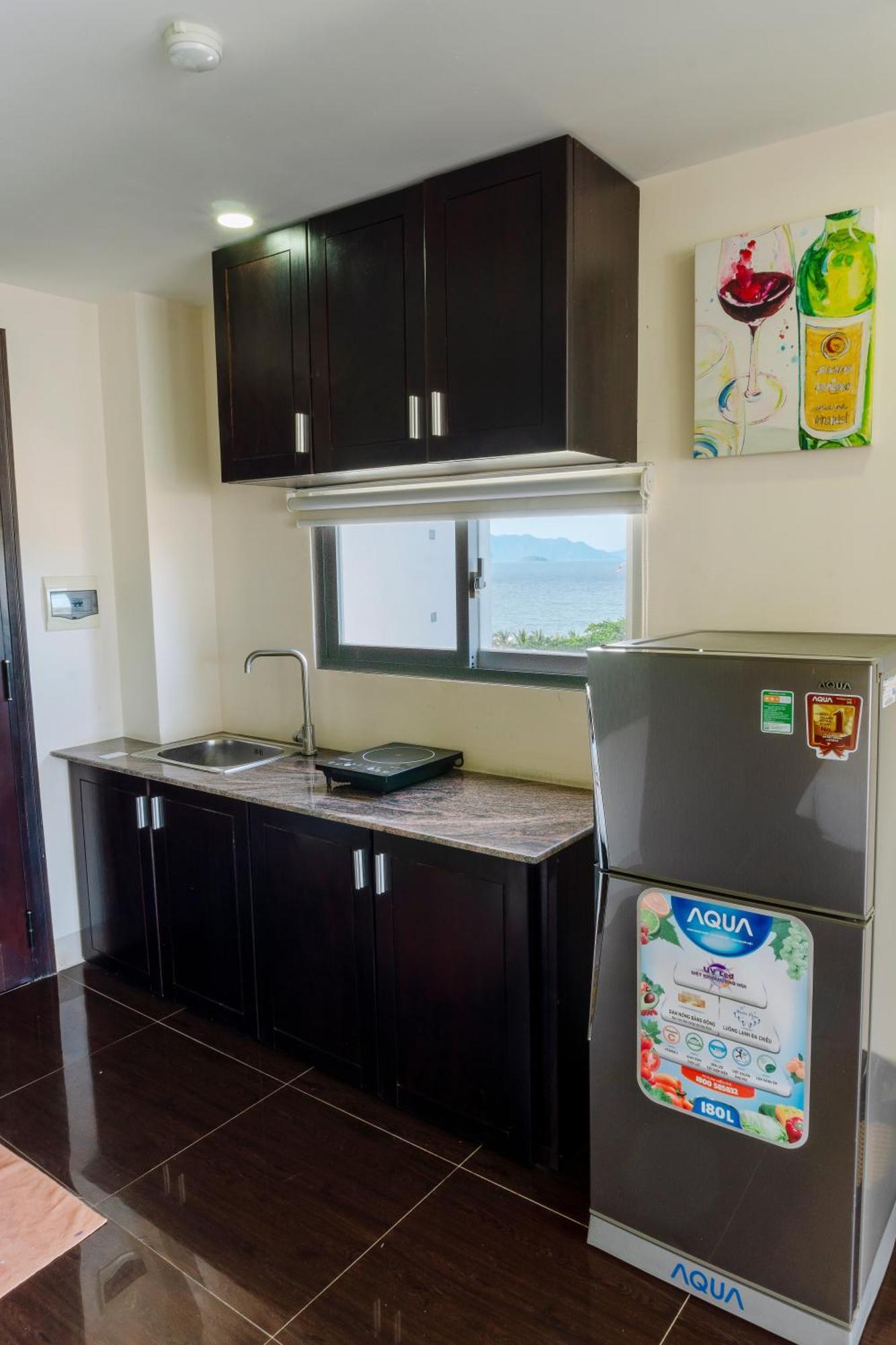 Melyna Hotel Nha Trang Beach Экстерьер фото